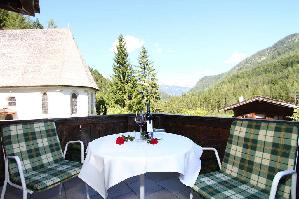 Gasthof St. Adolari Hotel Sankt Ulrich am Pillersee Habitación foto