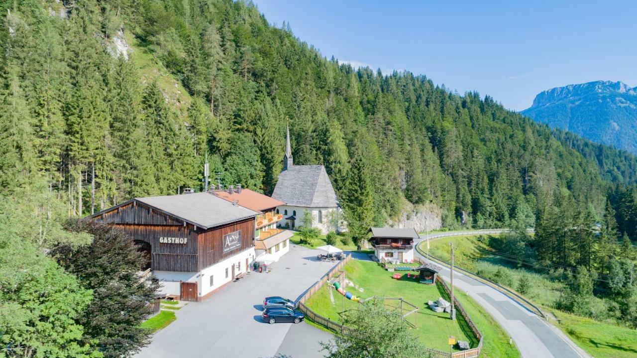 Gasthof St. Adolari Hotel Sankt Ulrich am Pillersee Exterior foto