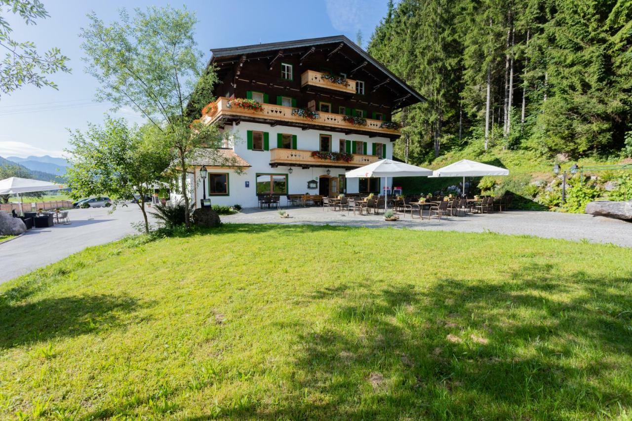 Gasthof St. Adolari Hotel Sankt Ulrich am Pillersee Exterior foto